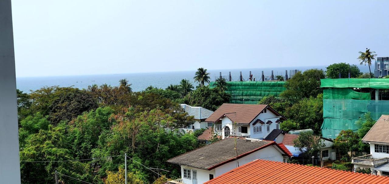 Sweet Seaview Flr6 With Toproop Pool Flr7 At The Blux Bangsaen Екстериор снимка