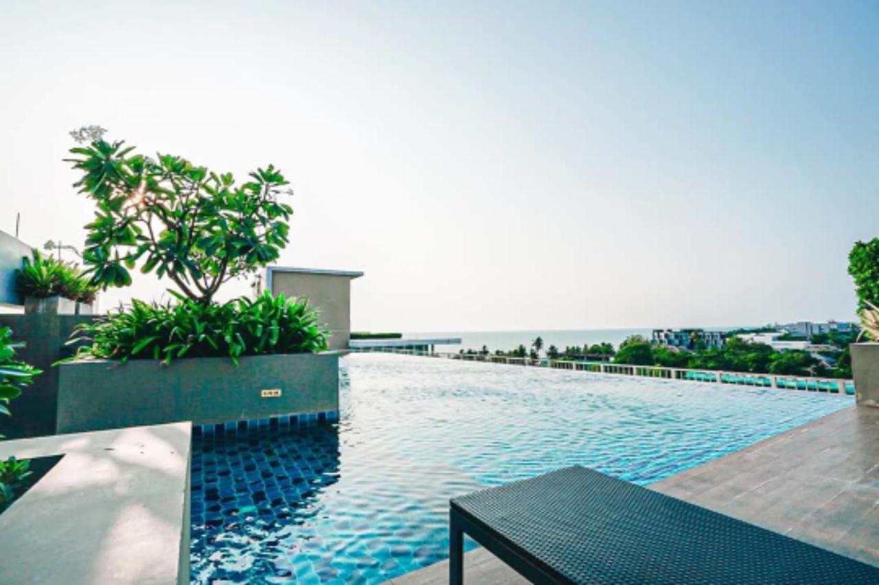 Sweet Seaview Flr6 With Toproop Pool Flr7 At The Blux Bangsaen Екстериор снимка